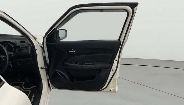 2018 Maruti Swift VXI AMT, Petrol, Automatic, 73,746 km, RHS Front Door