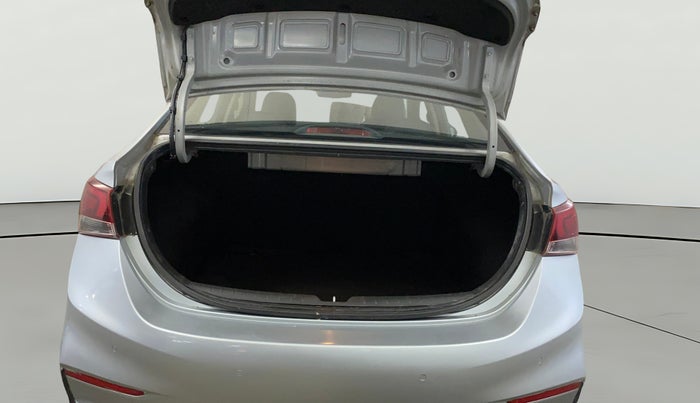 2019 Hyundai Verna 1.6 VTVT SX, Petrol, Manual, 16,557 km, Boot Open Zoomed View