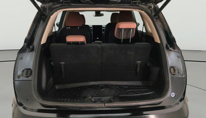 2023 MG HECTOR PLUS SHARP PRO 1.5 TURBO MT 6 STR, Petrol, Manual, 58,887 km, Boot Open Zoomed View