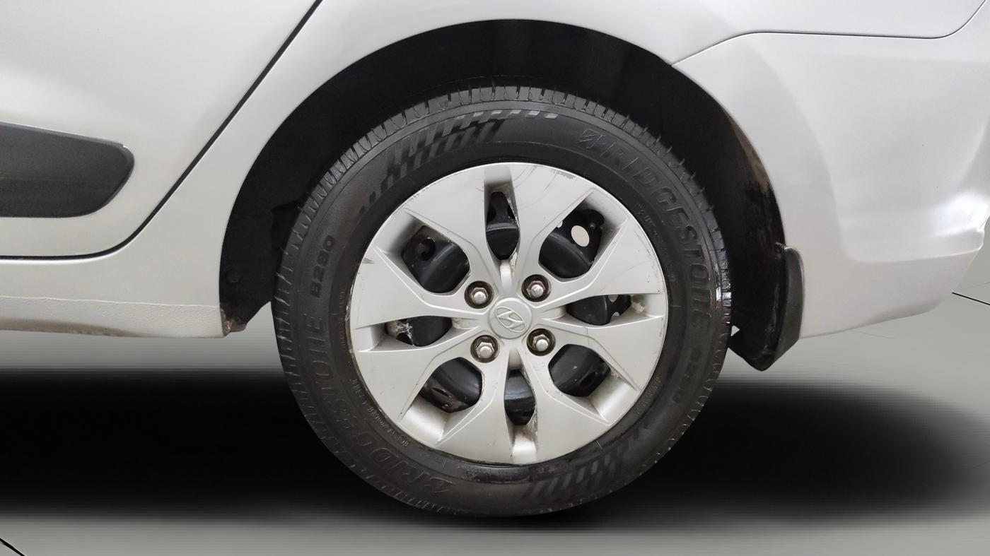 2015 Hyundai Xcent S 1.2, Petrol, Manual, 79,605 km, Left Rear Wheel
