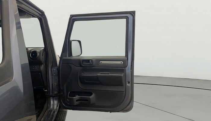 2023 Mahindra Thar LX PETROL HT 4WD AT, Petrol, Automatic, 38,821 km, RHS Front Door