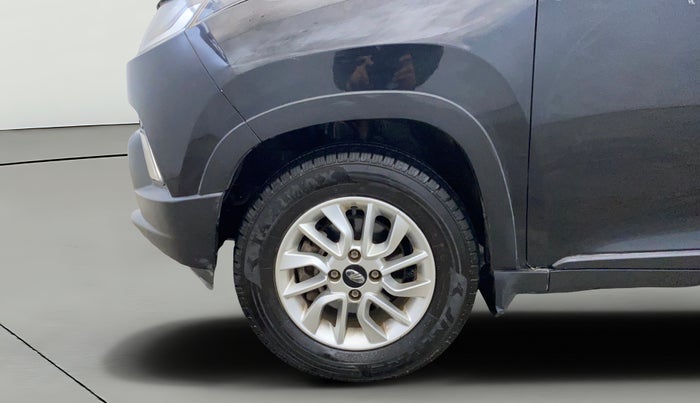 2017 Mahindra Kuv100 K6 PLUS 6 STR, Petrol, Manual, 43,431 km, Left Front Wheel