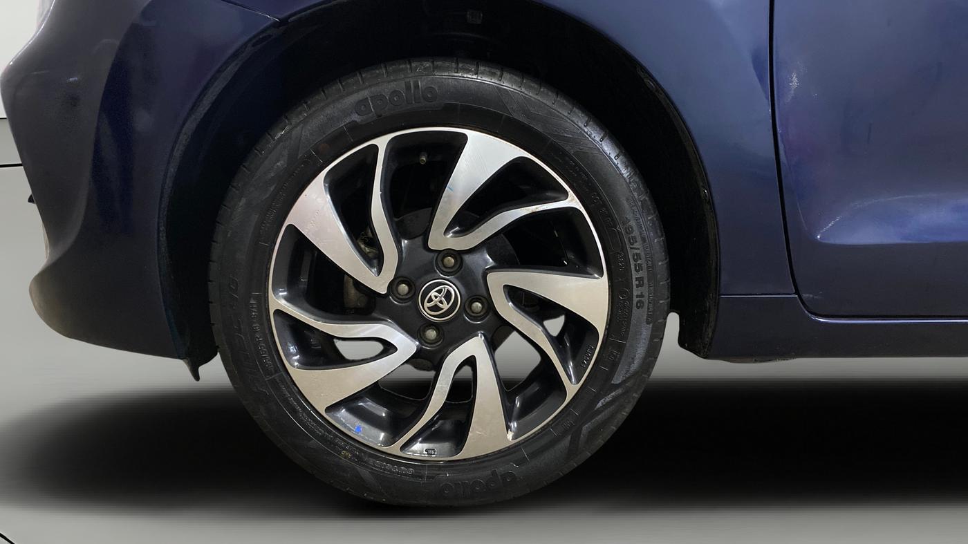 2020 Toyota Glanza V CVT, Petrol, Automatic, 35,285 km, Left Front Wheel
