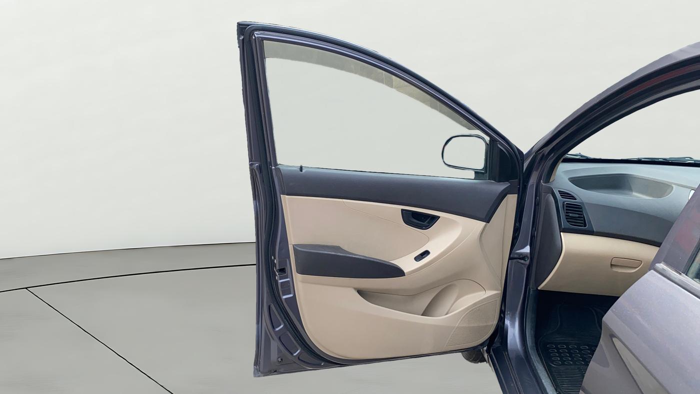 2017 Hyundai Eon ERA +, Petrol, Manual, 67,855 km, LHS Front Door
