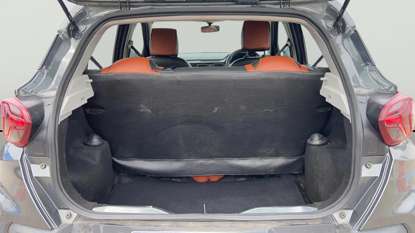 2025 Tata PUNCH PURE MT, Petrol, Manual, 34,594 km, Boot Open Zoomed View