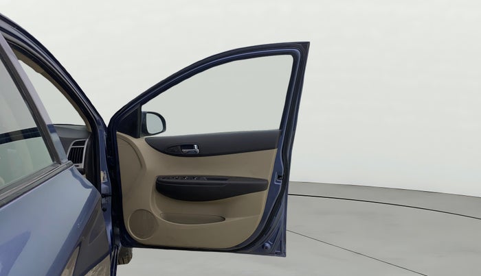 2013 Hyundai i20 MAGNA (O) 1.2, Petrol, Manual, 57,185 km, RHS Front Door