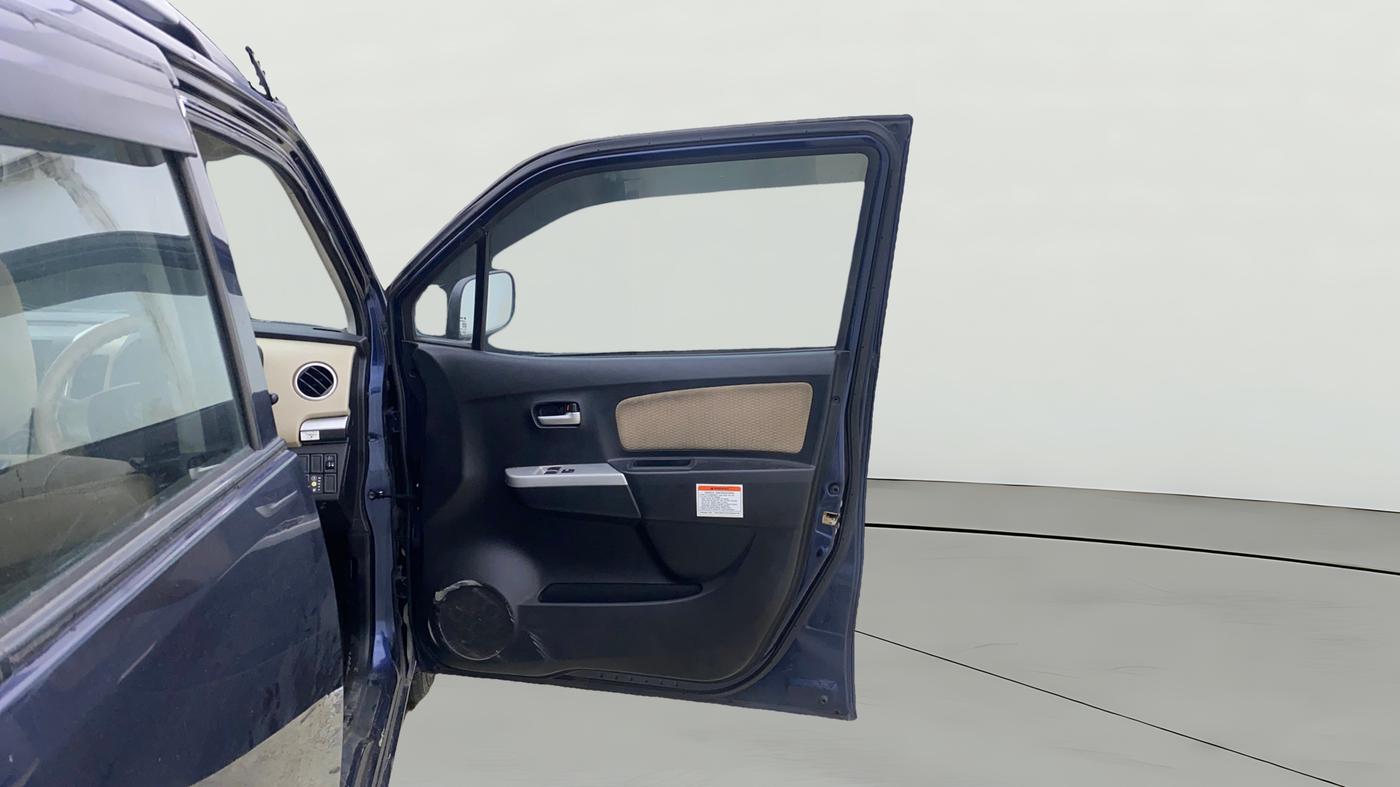 2018 Maruti Wagon R 1.0 LXI CNG, CNG, Manual, 29,874 km, RHS Front Door