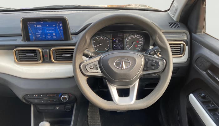 2022 Tata PUNCH ACCOMPLISHED AMT, Petrol, Automatic, 62,065 km, Steering Wheel Close Up