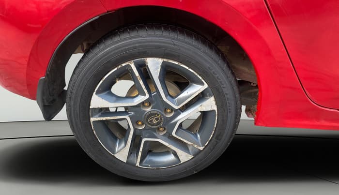 2018 Tata TIGOR XZ PETROL, CNG, Manual, 94,695 km, Right Rear Wheel