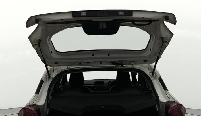 2022 Tata PUNCH ADVENTURE MT, Petrol, Manual, 23,927 km, Boot Door Open