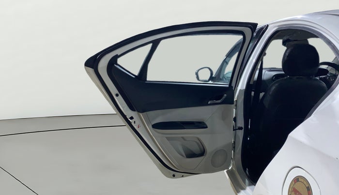 2022 Tata TIGOR XZ PLUS CNG, CNG, Manual, 32,557 km, LHS Rear Door