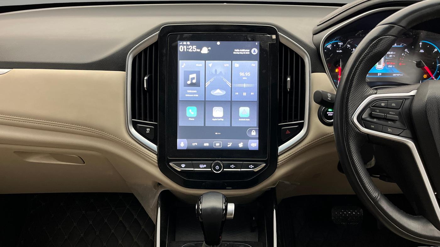 2021 MG HECTOR SHARP 1.5 DCT PETROL DUAL TONE, Petrol, Automatic, 38,761 km, Air Conditioner