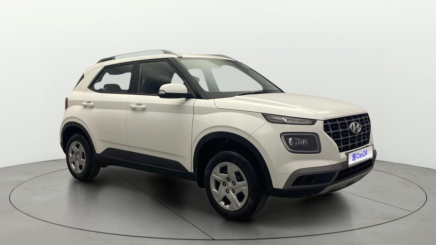 2021 Hyundai VENUE S+ 1.2, Petrol, Manual, 8,602 km, SRP