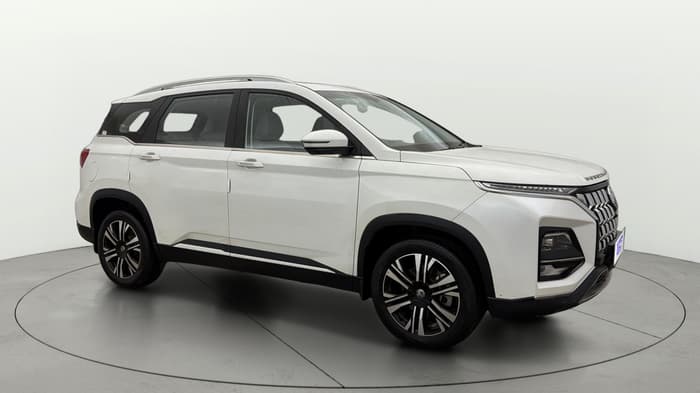 2025 MG HECTOR Smart Pro 1.5 Turbo CVT, Petrol, Automatic, 24,297 km, Right Front Diagonal