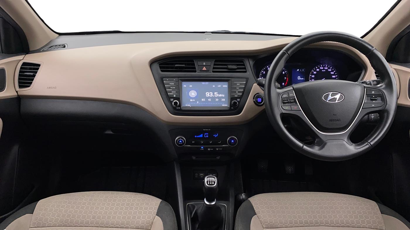 2017 Hyundai Elite i20 ASTA 1.2 (O), Petrol, Manual, 52,641 km, Dashboard