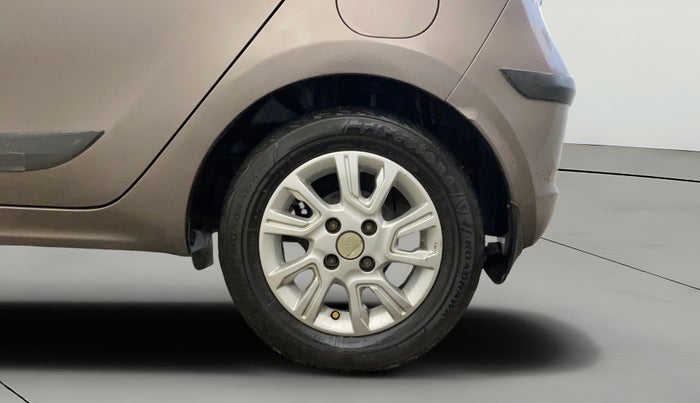 2018 Tata Tiago XZ PETROL, CNG, Manual, 1,01,033 km, Left Rear Wheel