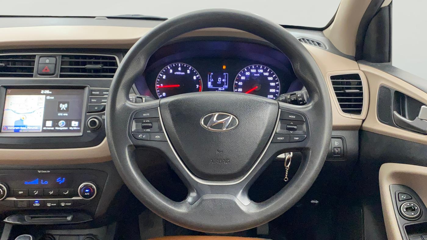 2018 Hyundai Elite i20 ASTA 1.2  CVT, Petrol, Automatic, 67,167 km, Steering Wheel Close Up