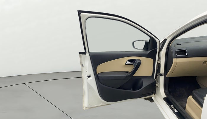 2017 Volkswagen Ameo HIGHLINE PLUS 1.5L AT 16 ALLOY, Diesel, Automatic, 1,37,489 km, LHS Front Door