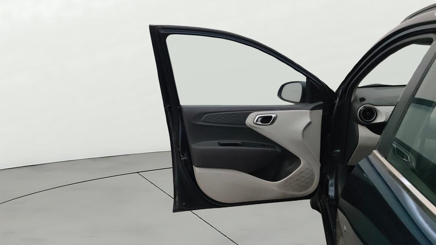 2020 Hyundai GRAND I10 NIOS SPORTZ 1.2 KAPPA VTVT CNG, CNG, Manual, 76,501 km, LHS Front Door