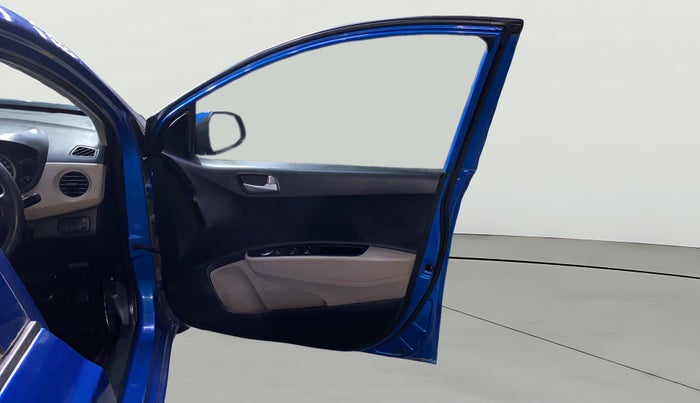 2017 Hyundai Grand i10 SPORTZ 1.2 KAPPA VTVT, Petrol, Manual, 54,380 km, RHS Front Door