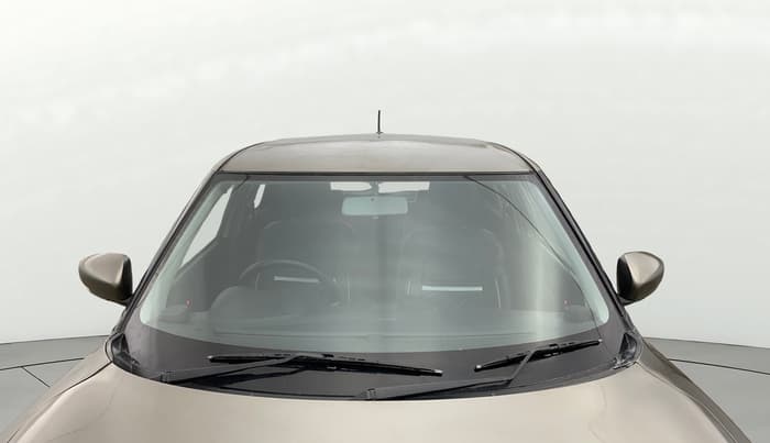 2018 Maruti Swift VXI, Petrol, Manual, 49,509 km, Front Windshield
