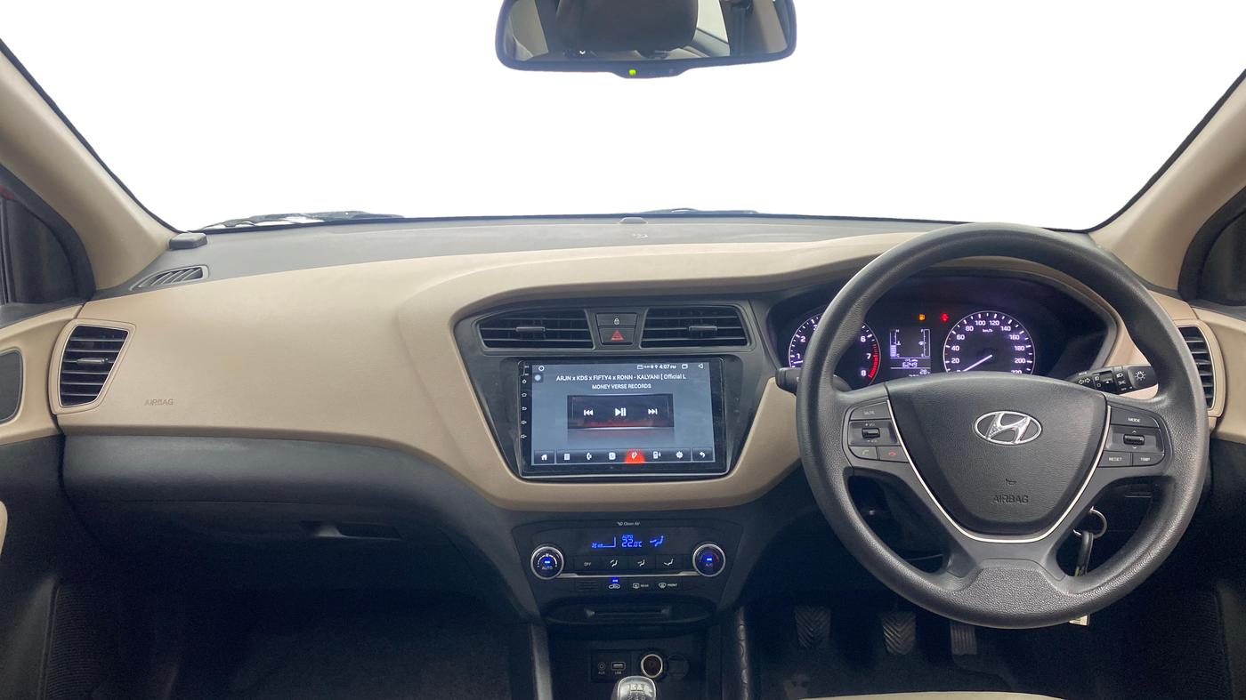 2016 Hyundai Elite i20 SPORTZ 1.2, Petrol, Manual, 72,990 km, Dashboard