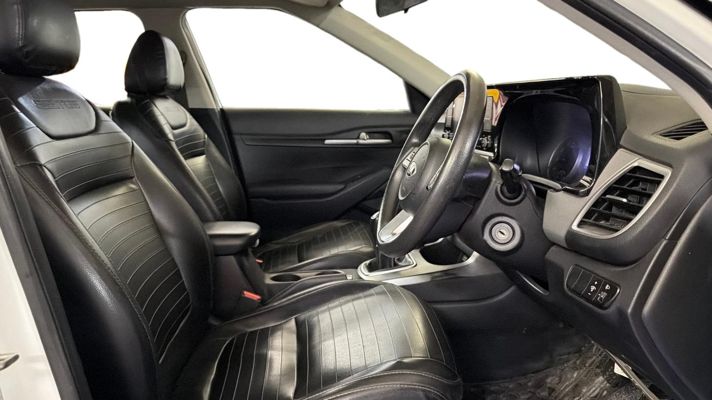 2020 KIA SELTOS HTK 1.5 PETROL, Petrol, Manual, 58,614 km, Right Side Front Door Cabin