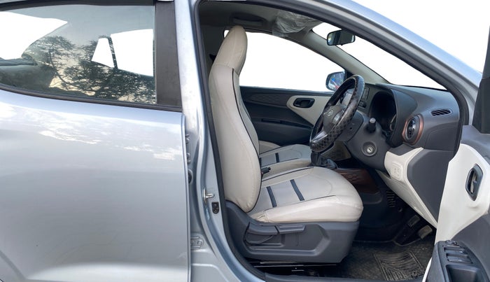 2022 Hyundai AURA S 1.2 CNG, CNG, Manual, 54,468 km, Right Side Front Door Cabin