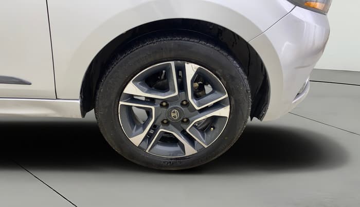 2017 Tata TIGOR XZ (O) PETROL, Petrol, Manual, 60,831 km, Right Front Wheel