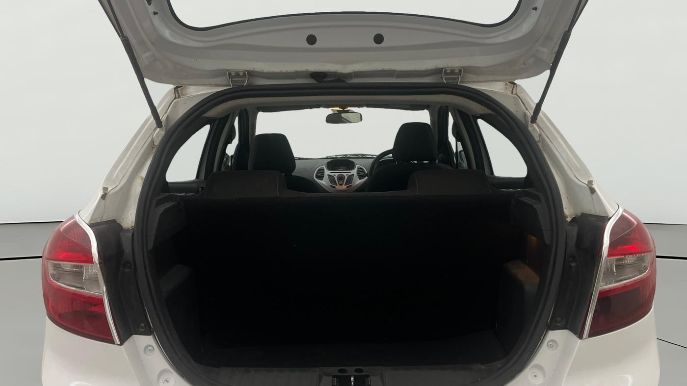 2016 Ford New Figo TITANIUM PLUS 1.2 PETROL, Petrol, Manual, 59,433 km, Boot Open Zoomed View