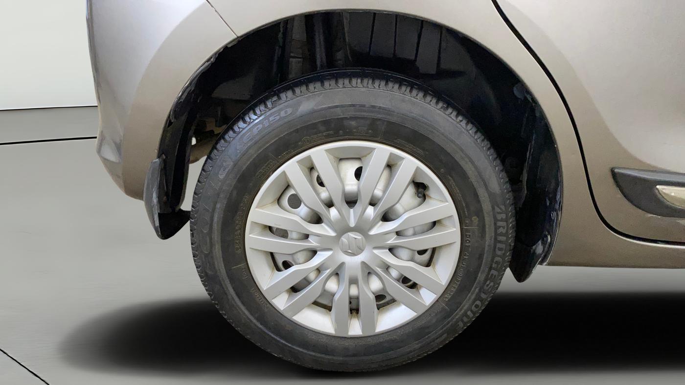 2021 Maruti Swift LXI, Petrol, Manual, 39,306 km, Right Rear Wheel