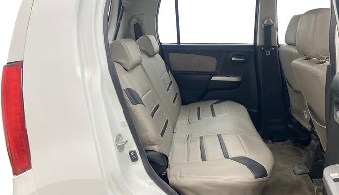 2015 Maruti Wagon R 1.0 VXI, Petrol, Manual, 58,548 km, Right Side Rear Door Cabin