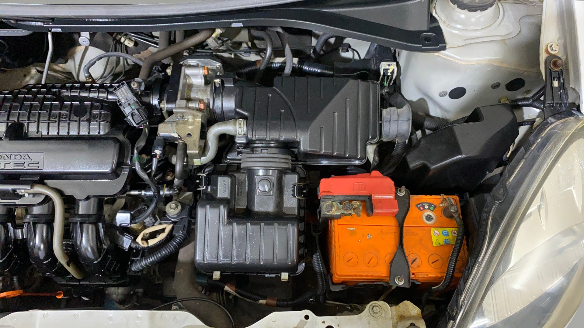 camera-Engine-View---Left