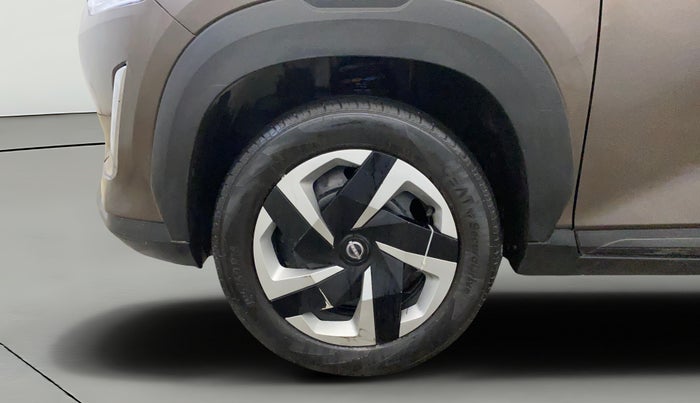 2021 Nissan MAGNITE XL TURBO CVT, Petrol, Automatic, 20,639 km, Left Front Wheel