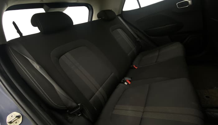 2020 Hyundai VENUE SX 1.0 TURBO IMT, Petrol, Manual, 34,276 km, Right Side Rear Door Cabin