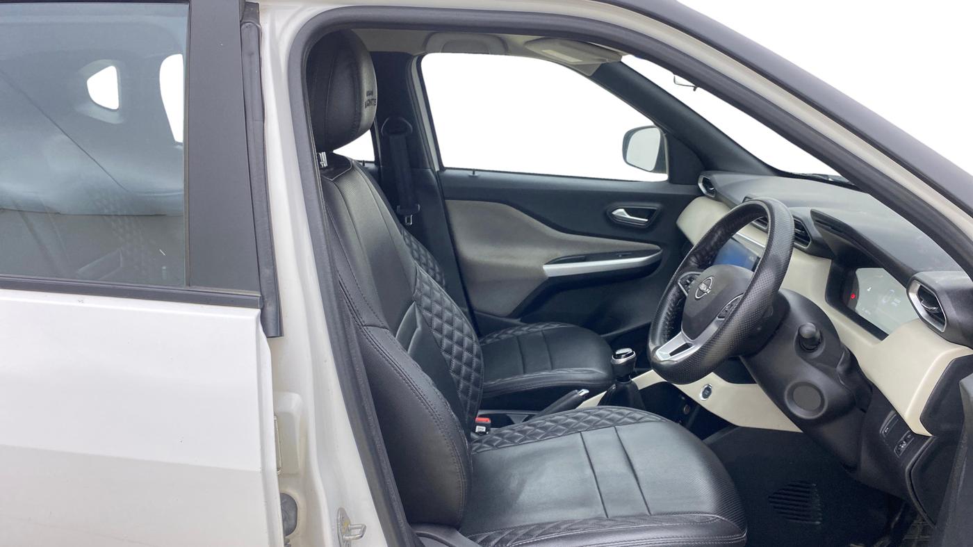 2022 Nissan MAGNITE XV TURBO, Petrol, Manual, 22,147 km, Right Side Front Door Cabin