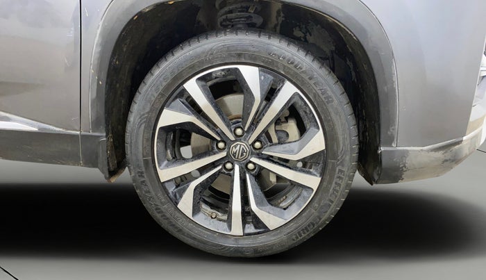 2023 MG HECTOR PLUS SHARP PRO 2.0 TURBO DIESEL 7 STR, Diesel, Manual, 49,840 km, Right Front Wheel