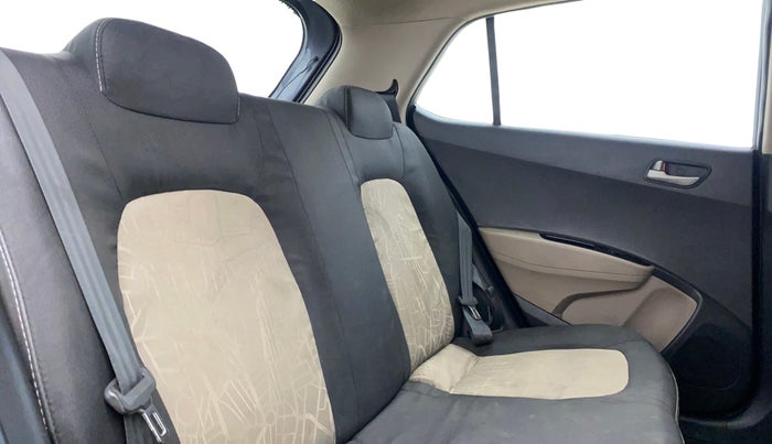 2014 Hyundai Grand i10 SPORTZ 1.2 KAPPA VTVT, Petrol, Manual, 33,522 km, Right Side Rear Door Cabin