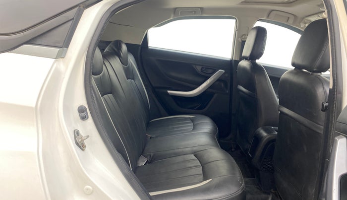 2021 Tata NEXON XM SUNROOF PETROL, Petrol, Manual, 57,668 km, Right Side Rear Door Cabin