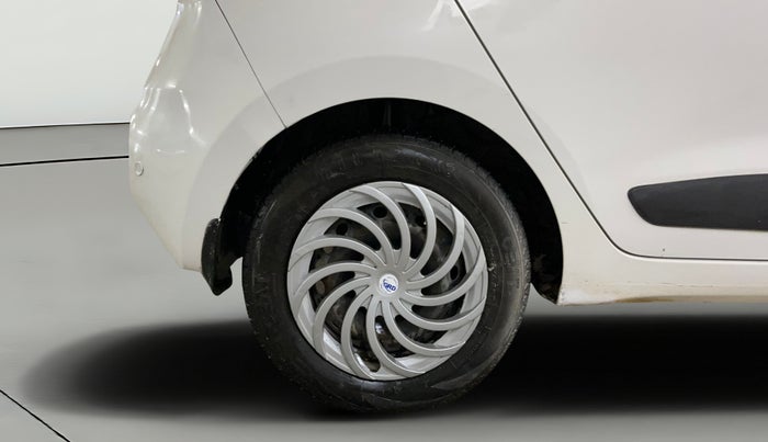 2017 Hyundai Grand i10 SPORTZ (O) 1.2 KAPPA VTVT, CNG, Manual, 81,878 km, Right Rear Wheel