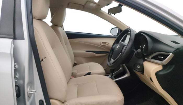 2020 Toyota YARIS J CVT, Petrol, Automatic, 34,979 km, Right Side Front Door Cabin