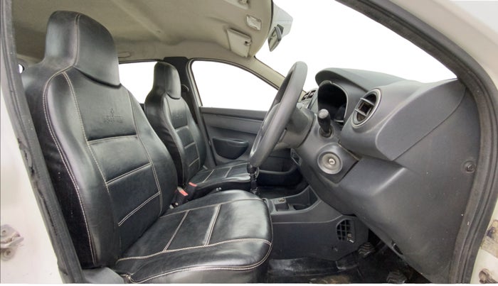 2016 Renault Kwid RXL, Petrol, Manual, 81,384 km, Right Side Front Door Cabin