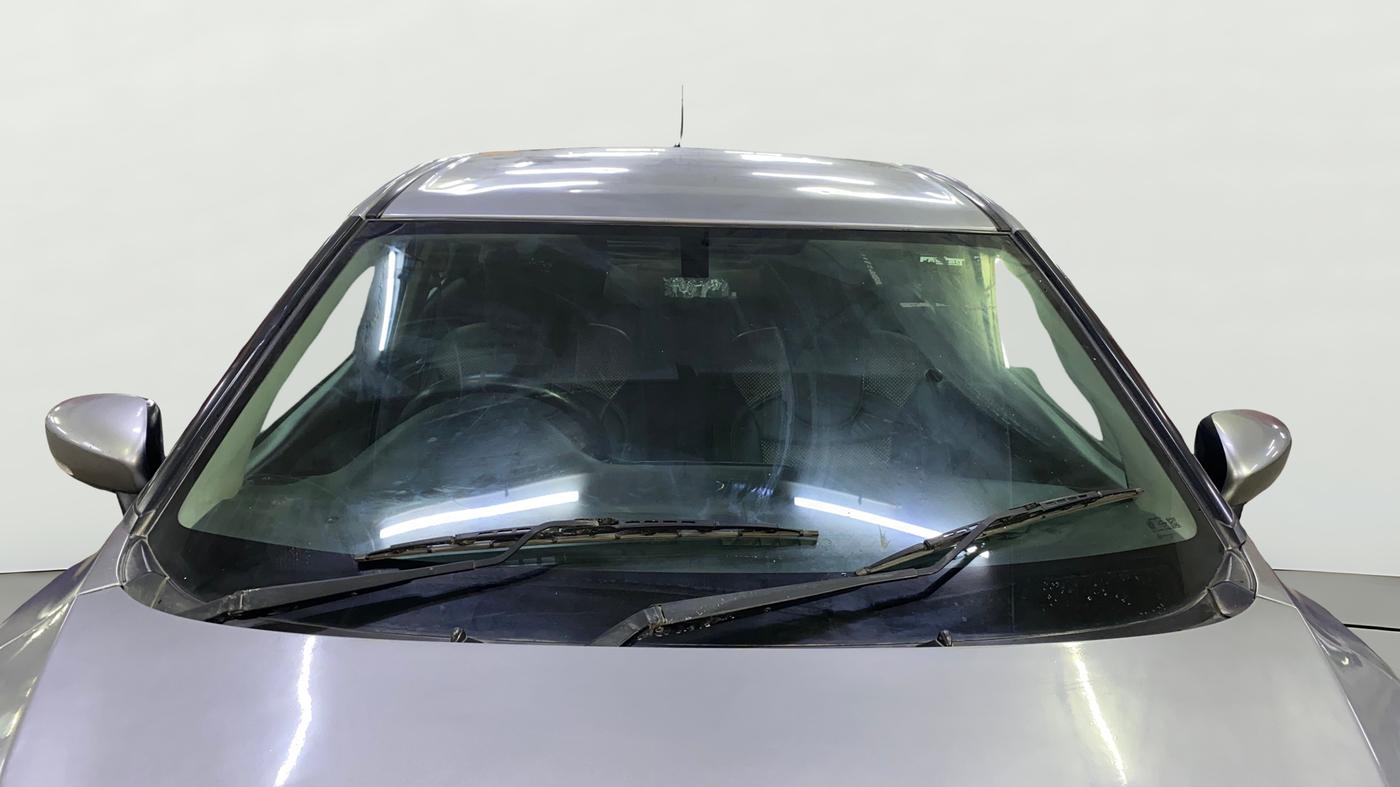 2016 Maruti Baleno ALPHA DIESEL 1.3, Diesel, Manual, 1,01,632 km, Front Windshield