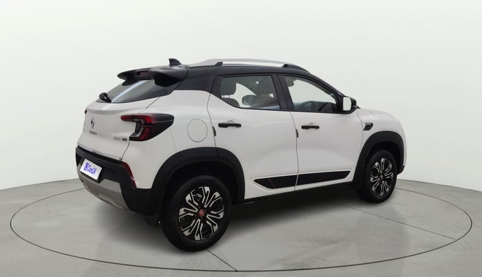 2023 Renault Kiger RXZ TURBO CVT, Petrol, Automatic, 15,507 km, Right Back Diagonal