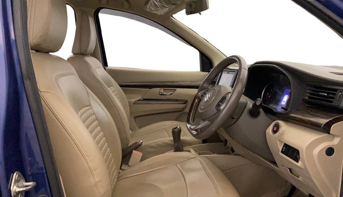 2019 Maruti Ertiga ZXI+ SHVS, Petrol, Manual, 70,619 km, Right Side Front Door Cabin