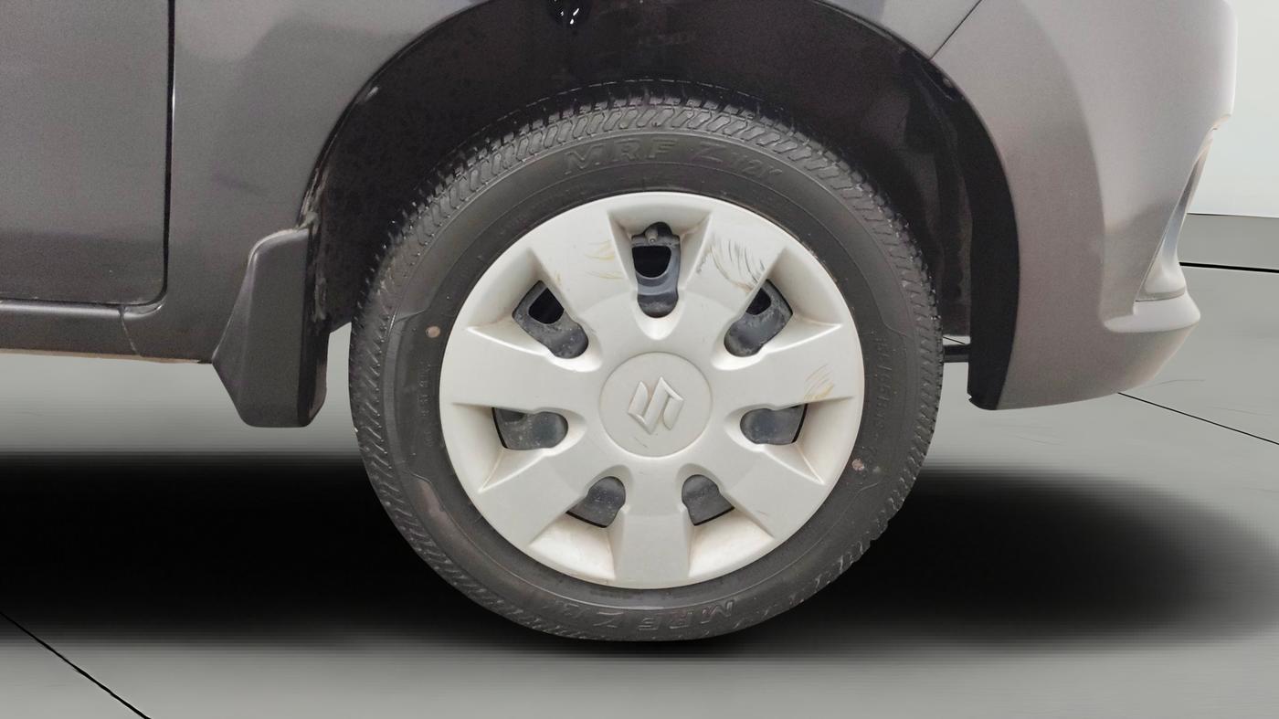 2018 Maruti Alto K10 VXI (O) AMT, Petrol, Automatic, 19,500 km, Right Front Wheel