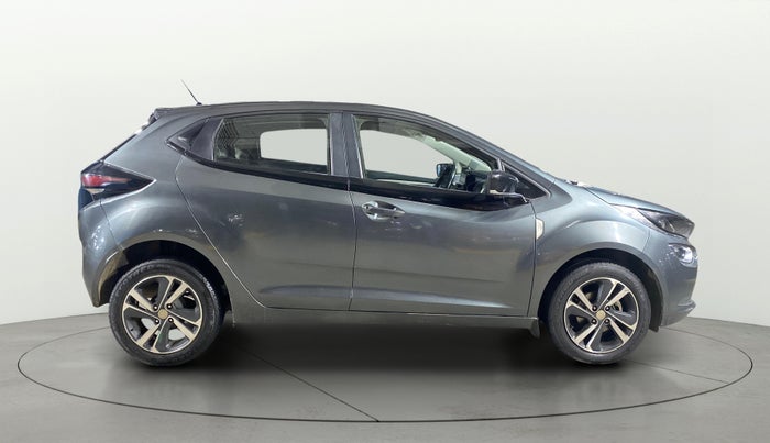 2023 Tata ALTROZ XZA, Petrol, Automatic, 44,510 km, Right Side View