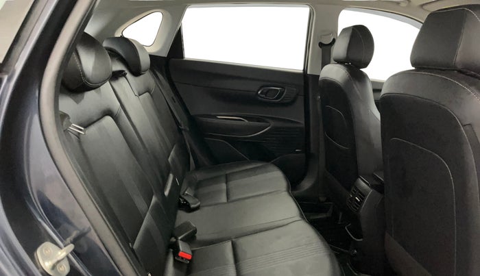 2022 Hyundai NEW I20 ASTA (O) 1.0 TURBO GDI DCT, Petrol, Automatic, 47,538 km, Right Side Rear Door Cabin