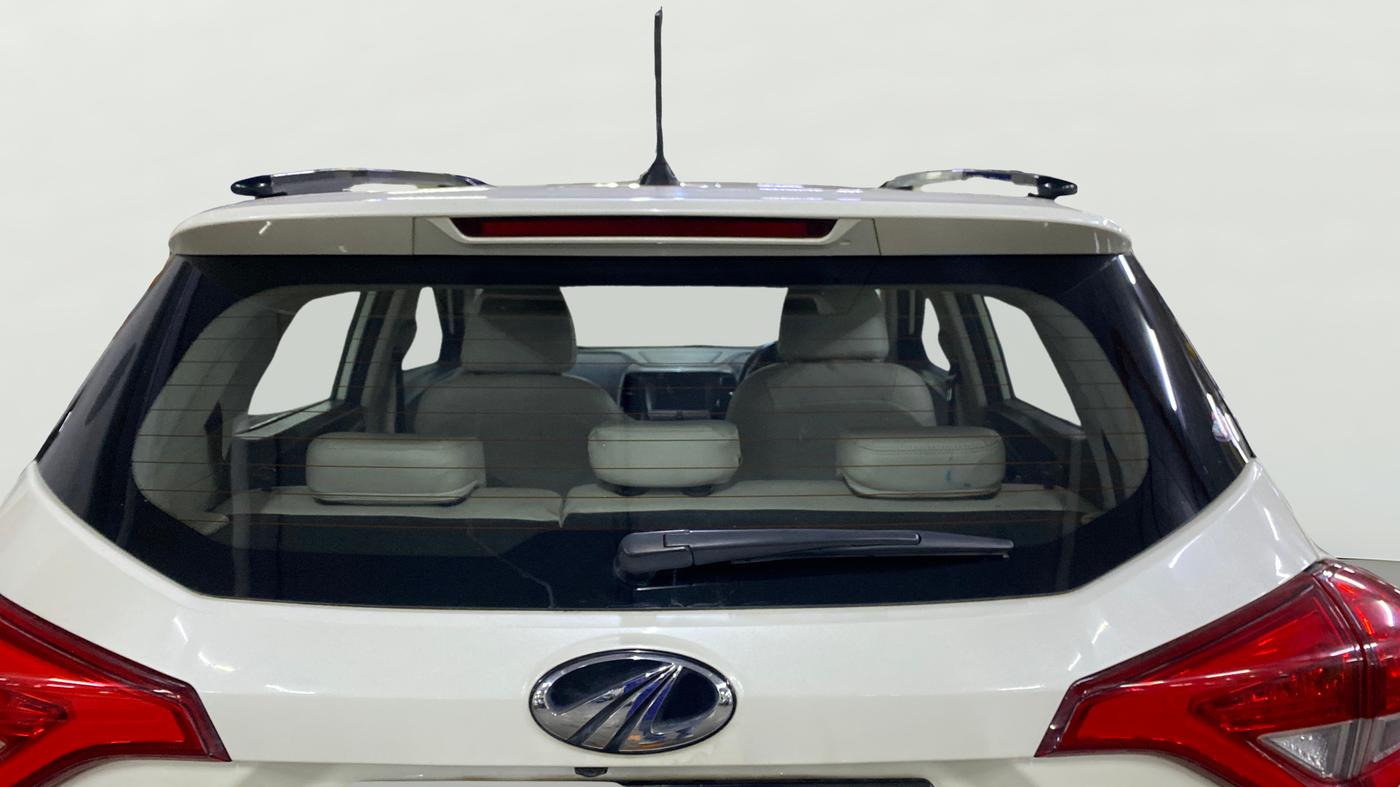 2021 Mahindra XUV300 W8 1.2 PETROL, Petrol, Manual, 67,784 km, Rear Windshield