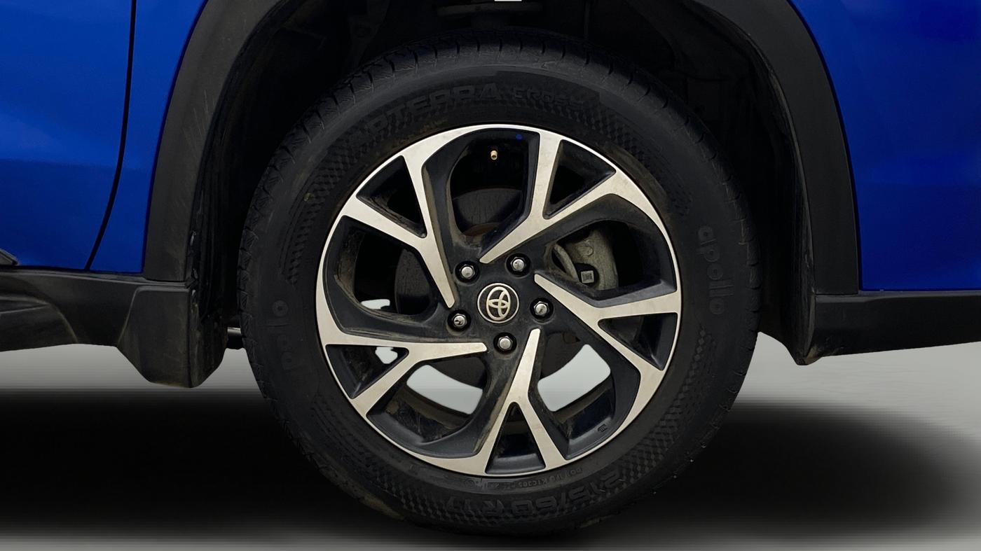 2022 Toyota URBAN CRUISER HYRYDER V AWD NEO DRIVE, Petrol, Manual, 33,991 km, Right Front Wheel